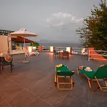 Alexandra Apartment